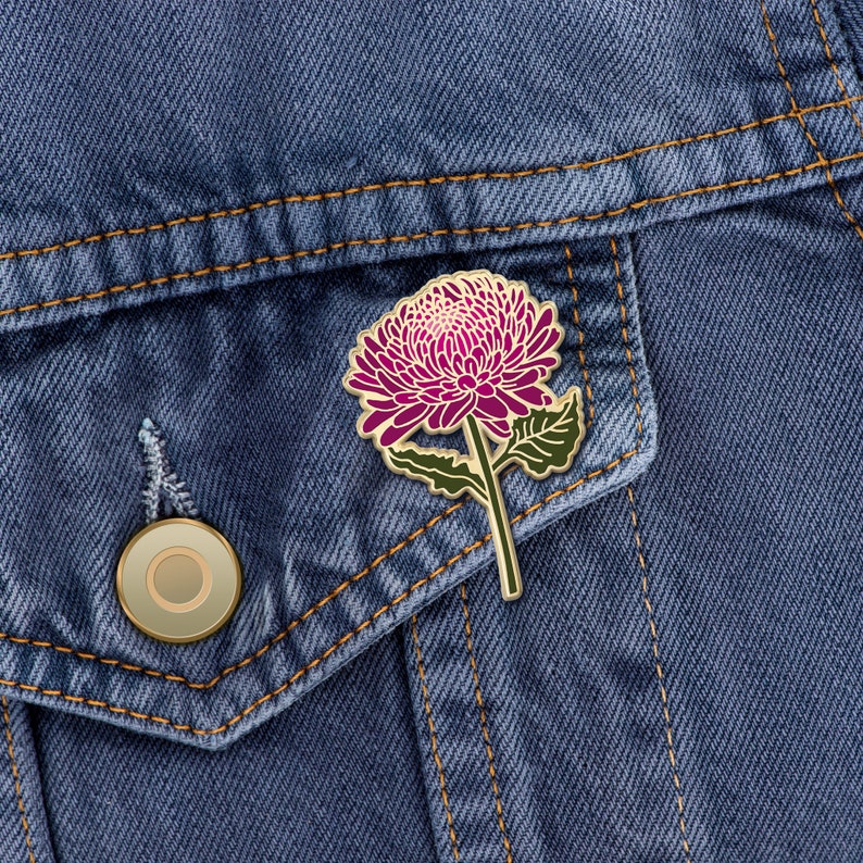 Chrysanthemum Floral Lapel Pin  November Birth Month Flower Chrysanthemum Pin Flower Pin